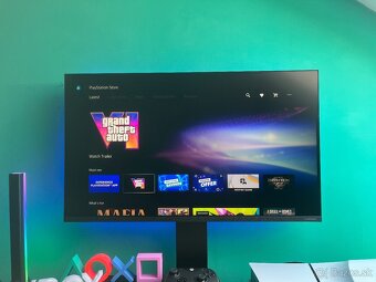 Samsung 4K monitor 32" - 2