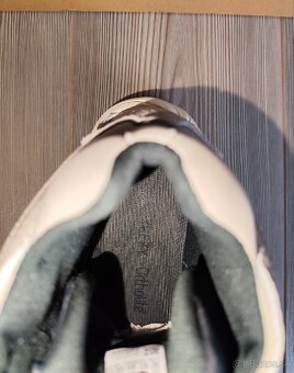 Adidas Yeezy 500 High Mist Stone, veľkosť 44 2/3, zľava 35% - 2