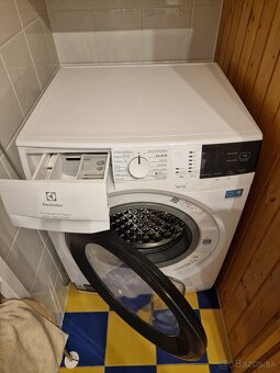 Práčka so sušičkou ELECTROLUX 700 DualCare EW7W2682C - 2