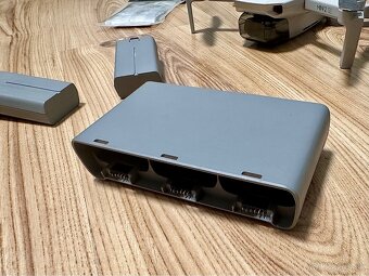 Predám dron DJI Mini 2 SE - 2