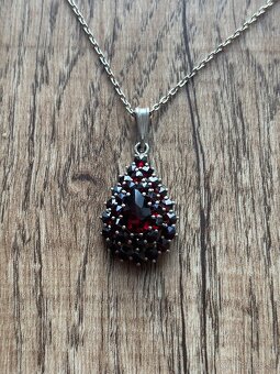 Náhrdelník s českým granátom - 2