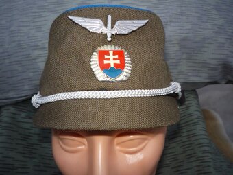 dámske vojenské čiapky - 2