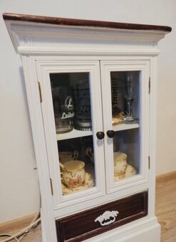 Vitrína (vintage štýl) - 2