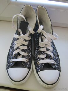 trblietavé členkové tenisky v.38 - 2