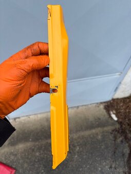 Babetta 207 prsíčka/kryt pod nádrž - 2