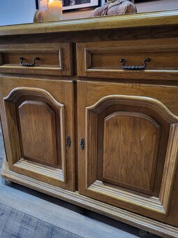 Starožitná komoda - 2