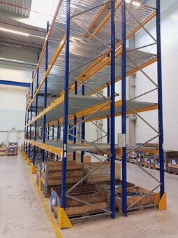 PALETOVÉ REGÁLY JUNGHEINRICH - 2