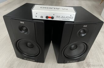 Set M-audio BX8 D2 + M-audio M- Track MK2 - 2