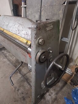 Predám ohýbačku 2000x4mm - 2