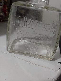 Starožitná fľaša - 2