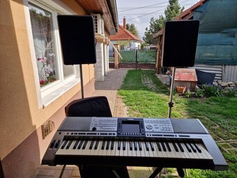 Yamaha psr 3000 kláves plus aparatúra aktívne reproduktory - 2