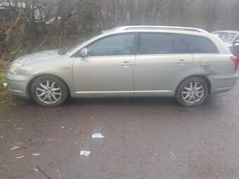 Predám Toyota avensis - 2