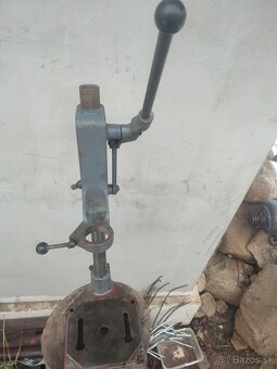 Stojan na vŕtačku Narex liatinový Výška 670 mm. - 2