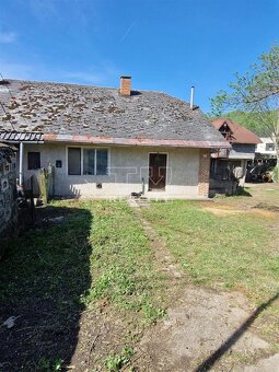 NA PREDAJ RODINNÝ DOM, DOMANIŽA, 411 M2 - 2