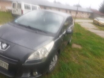 Peugeot 5008 - 2
