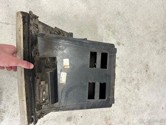 RANGE/LAND ROVER 2003-2006 L322 kastlik - 2
