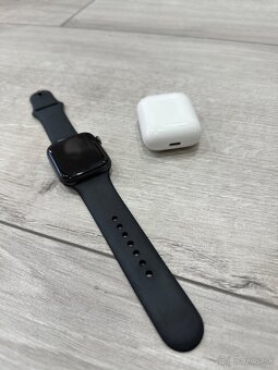 Apple Watch SE (1.gen) + Apple AirPod 2 generácie - 2