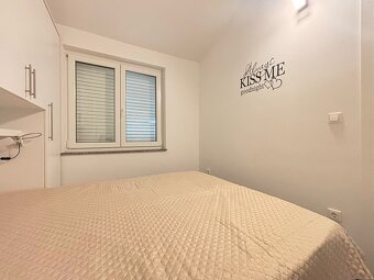 3-izbový zariadený apartmán blízko pláže, Novalja/Chorvátsko - 2