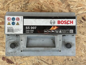 BOSCH autobatéria 74Ah 750A - 2