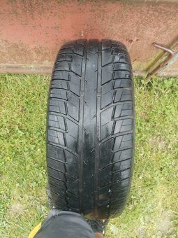 Mam na predaj letné pneumatiky 205/55 R 16 - 2