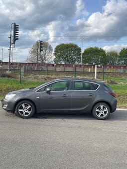 Opel Astra J 1.4 103kw 2010 - 2