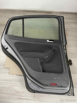 Volkswagen golf V plus - 2