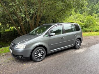 Volkswagen Touran 2.0 TDI - 2