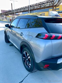 Peugeot 2008 1.2 PureTech 130 GT EAT8 - 2