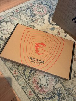 MSI Vector 16 HX AI. Nový - 2