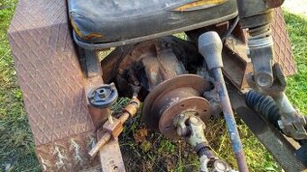 Malotraktor domacej vyroby-bez motora - 2