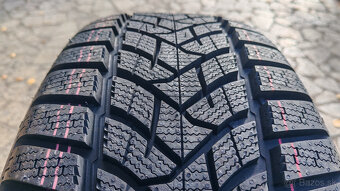 Zimné pneu 215/55 R17 --- DUNLOP , FULDA - 2