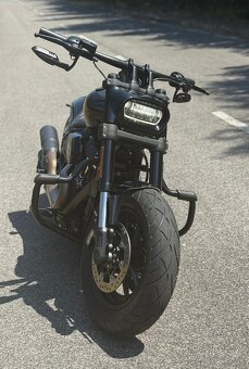 HARLEY DAVIDSON FAT BOB 107 - 2