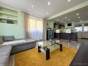 Sklenený konferenčný stolík - 2