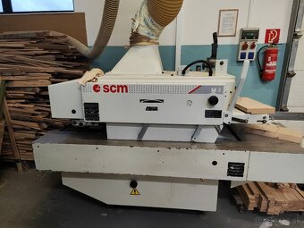 Rozmietaca píla - 2