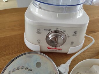 Kuchynský robot - 2