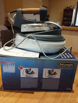 Pedaj profi žehličku DeLonghi 340 s kompresorovovu základňou - 2