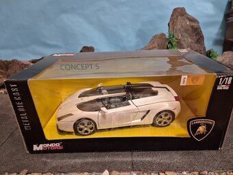 Prodám model 1:18 Lamborghini gallardo concept S - 2