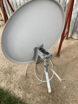 satelit, držiak - 2