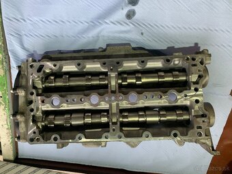 Predám hornú hlavu valcov, vačkové hriadele 2,3 - 2