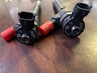 Vstrekovače  BOSCH 0445110569 - 2