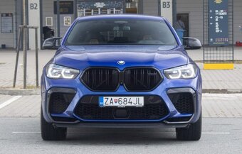 BMW X6 M Competition z roku 2021 - 2