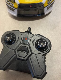 Velke auto na ovladanie - 2