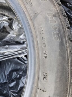 Zimne pneumatiky 215/55 r18 - 2