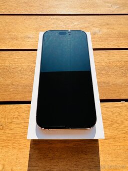 Predám Apple iPhone 16 Pro 128gb Desert Titanium ako nový - 2