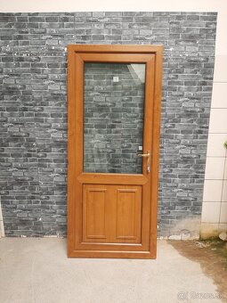 Plastové dvere Č. 90 P - 2