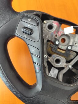 Volant Kia CEED - 2