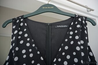 Cierne vecerne / spolocenske saty s bodkami, Betty Barclay, - 2