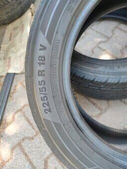 Predam Letné pneu 2ks 225/55r18 - 2