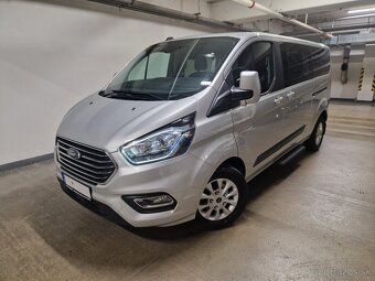 Ford Tourneo Custom Combi 2,0 110kW 8/2023 Long L2 LED denné - 2