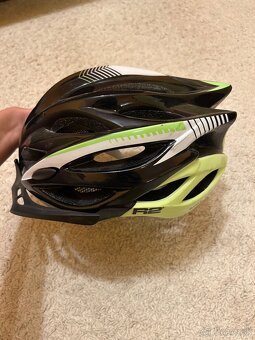 Cyklistická prilba R2 unisex - 2